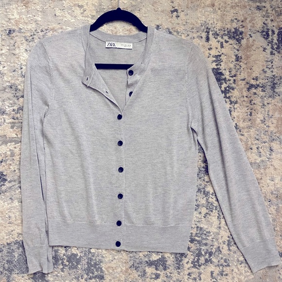 Zara Sweaters - Zara fine knit grey marl cardigan size Small.